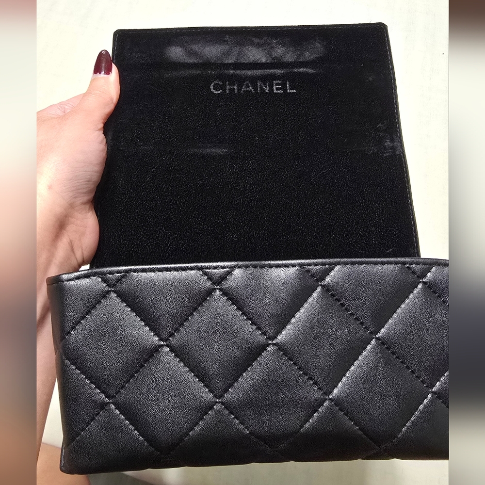 Chanel Sunglasses Case Black Quilted - Picture 3 of 9